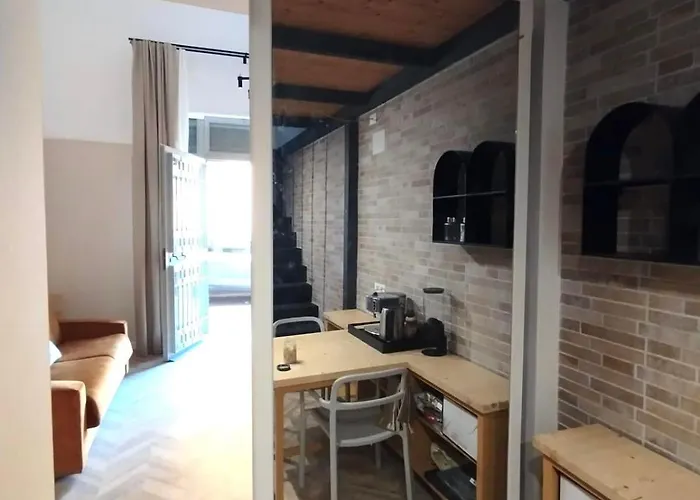 The Arches, Comfortable Design Loft 10 Min From Colosseum Roma